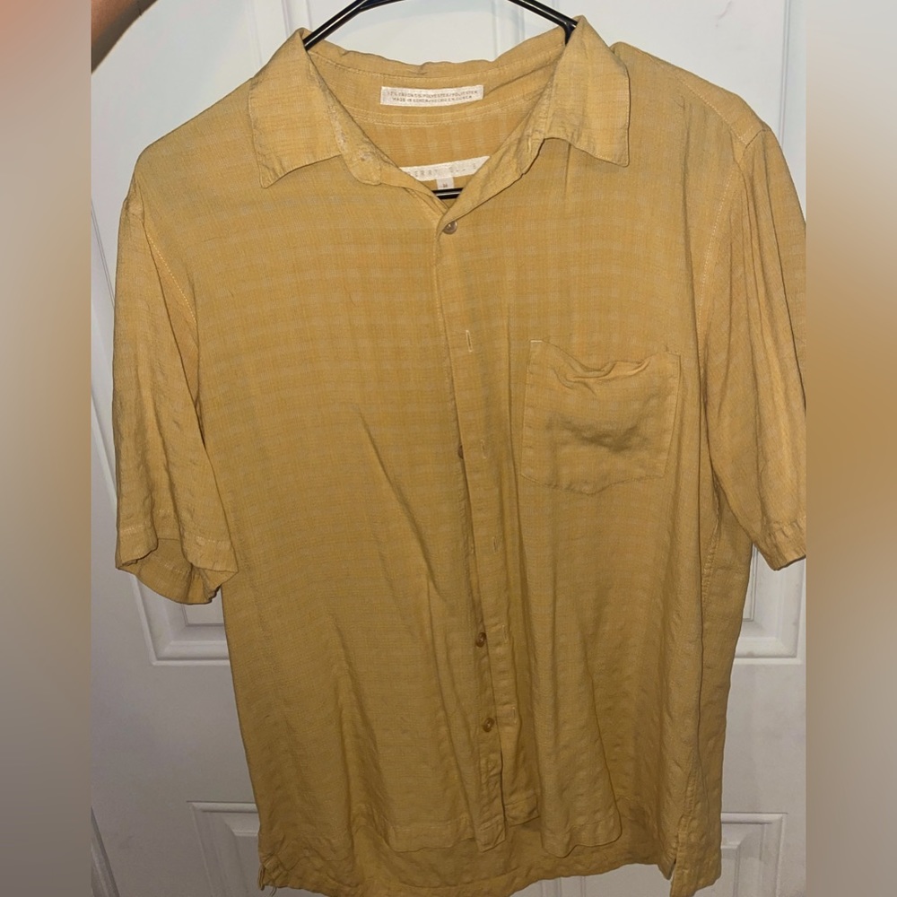 Perry Ellis Lightweight Casual Short Sleeve Breathable Button Down Cuban…
